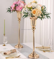 Support de fleur en métal doré de luxe pour les mariages Prop Vases décoratifs Centres de table de fête Décor de table de mariage