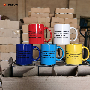 Tazas de Cerámica Coloridas Personalizadas al por Mayor en Azul Rey para el Regreso a Clases en Rosa, Azul, Verde, Rojo y Negro - Product Image 5
