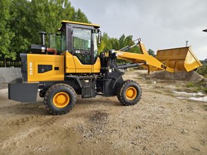 รถตักล้อยางขนาดกะทัดรัดคุณภาพสูงรุ่นใหม่ เครื่องยนต์ดีเซล ระบบเกียร์ PLC  6 ตัน ประสิทธิภาพสูง ถังขนาด 0.8 ลิตร รับประกัน 1 ปี - Product Image 4