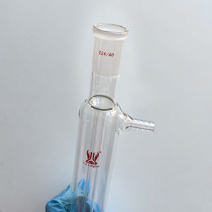 Condensador Liebig de Vidrio Borosilicato para Destilación Química con Conexión de Manguera, Unión Rectificada Estándar 24/40, Material de Vidrio para Laboratorio - Product Image 5