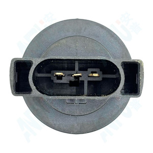 RZ-01-A0434 ที่ยึดหลอดไฟรถยนต์สำหรับไฟข้างรถและไฟโดม ใช้สำหรับเปลี่ยนซ่อม แบบเสียบตรง - Product Image 4