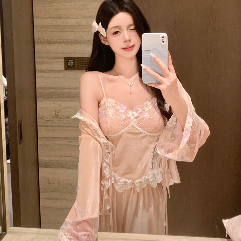 Embroidered gold velvet three-piece light pink