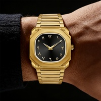 Montre à quartz pour homme, boîtier en plastique doré, cadran noir ultra fin, grands chiffres arabes, coffret cadeau de luxe
