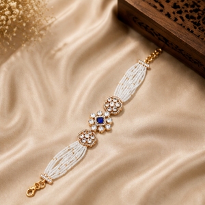 Elegante Pulsera de Cadena de Plata 925 para Mujer con Cuentas Blancas y Detalles de Moissanita, Joyería India Tradicional Hecha a Mano para Fiestas - Product Image 2
