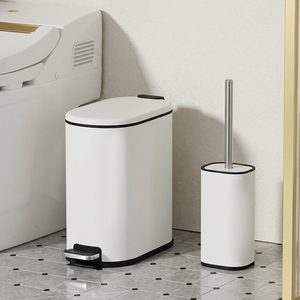 <span class=keywords><strong>Cubo</strong></span> de <span class=keywords><strong>Basura</strong></span> para <span class=keywords><strong>Baño</strong></span> de 10L con Escobilla, Contenedor de <span class=keywords><strong>Basura</strong></span> Pequeño y Elegante, Diseño Delgado, Juego de <span class=keywords><strong>Baño</strong></span> Blanco para Interiores del Hogar - Product Image 1