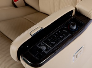 Kit de Asientos de Lujo de Super Calidad para SUV LC300 LX570 QX80 PRADO LAND CRUISER Patrol - Product Image 3