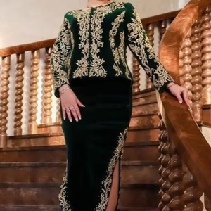 ATIYA LIBAS Lehenga Choli Femme Adulte avec Broderie Zari Perles de Verre Cristal Dabka Travail en Matériau Acétate-Personnalisable - Product Image 3