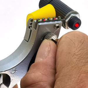 Kleine Outdoor-Schieß jagd Freizeit schleuder einfache und praktische Schleuder - Product Image 3