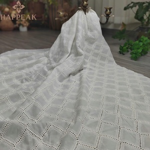 <span class=keywords><strong>Tela</strong></span> de algodón bordada HAPPEAK, telas suaves de algodón bordadas <span class=keywords><strong>a</strong></span> <span class=keywords><strong>cuadros</strong></span> para vestido de novia y ropa formal - Product Image 4