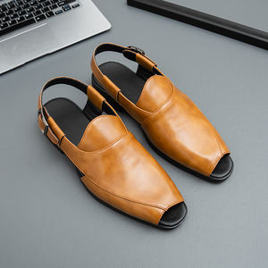 Sandalias de Hombre Talla Grande, Nuevas Sandalias de Verano Transpirables de Cuero, Sandalias Brillantes de Moda Británica, Zapatos de Playa - Product Image 1