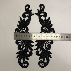Motivo di Applique <span class=keywords><strong>in</strong></span> <span class=keywords><strong>pizzo</strong></span> <span class=keywords><strong>nero</strong></span> solubile <span class=keywords><strong>in</strong></span> acqua brillante per abito da sposa LT20438 - Product Image 6