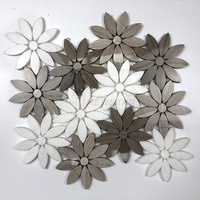 Newstar lumière luxe dosseret décoration murale Carrara blanc marguerite fleur motif jet d'eau marbre pierre mosaïque carreaux