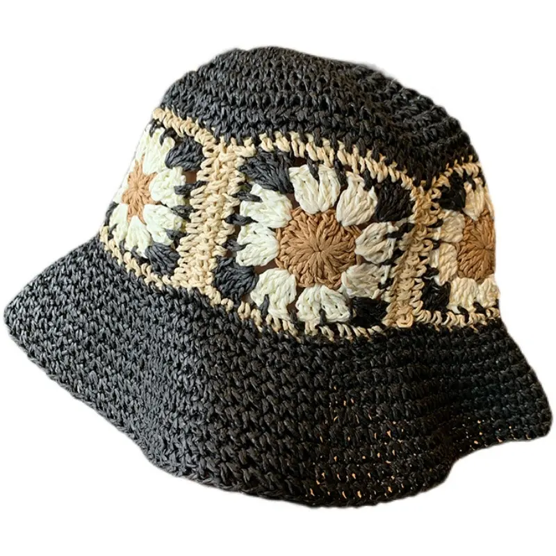 Cappelli di paglia da spiaggia da donna lavorati a maglia con motivo a fiori estivi di moda