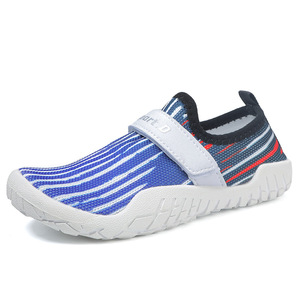 Chaussures aquatiques pour garçons, mode, avec soutien de la voûte plantaire, antidérapantes, respirantes, durables et à séchage rapide pour les lacs, les plages et les piscines - Product Image 4