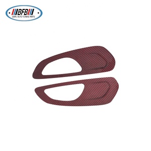 Kit Interni in Fibra di Carbonio 8 Pezzi, Copertura Cruscotto Rosso e Nero per <span class=keywords><strong>Mercedes</strong></span> <span class=keywords><strong>Classe</strong></span> <span class=keywords><strong>V</strong></span> <span class=keywords><strong>Vito</strong></span> W447 V260 dal 2017 in poi - Product Image 3