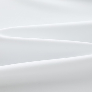 Tissu pour Cuissard de Cyclisme Blanc et Noir Haute Densité 220GSM, Performance Premium, 61% Nylon 39% Spandex, pour Vêtements d'Entraînement - Product Image 4