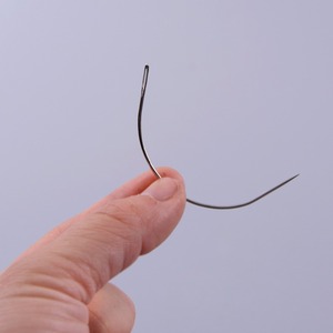 12 aiguilles courbées de type C de 9 cm de long <span class=keywords><strong>pour</strong></span> tissage de <span class=keywords><strong>cheveux</strong></span>, aiguilles à coudre <span class=keywords><strong>pour</strong></span> extensions de <span class=keywords><strong>cheveux</strong></span>, petit paquet ordinaire - Product Image 3