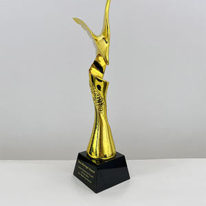 Trofeo de Cristal con Forma de Fénix de Resina Dorada para Eventos, Premio MH-NJ0419 - Product Image 2