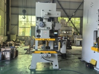 Presse mécanique compacte série JB23 Aoxuan pour applications de poinçonnage et d'estampage de métaux et d'acier, avec moteur et roulement principaux