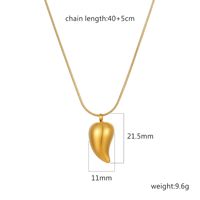 Collier tendance Saint-Valentin avec pendentif éléphant doré, fleur, cœur et mini-ours en acier inoxydable plaqué or 18 carats