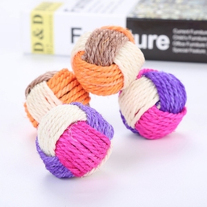 Boule de sisal <span class=keywords><strong>multicolore</strong></span> pour <span class=keywords><strong>chat</strong></span> Jouets interactifs pour <span class=keywords><strong>chat</strong></span> pour l'intérieur Balle roulante pour animaux de compagnie Balles d'entraînement à gratter jouet à mâcher pour <span class=keywords><strong>chat</strong></span> - Product Image 5