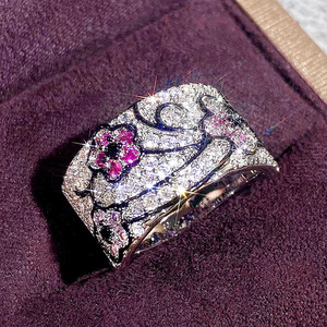 Anello a due toni con fiore per donna, elegante e alla moda, gioiello da dito - Product Image 4