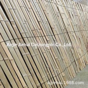 Paravents en <span class=keywords><strong>bambou</strong></span> d'extérieur, lattes de <span class=keywords><strong>bambou</strong></span> pour clôtures, décorations de plafond, lattes de <span class=keywords><strong>bambou</strong></span> pour balustrades, clôtures artisanales. - Product Image 3