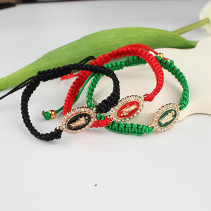 Pulsera de la Virgen María, Colorida, Chapada en Oro, Hecha a Mano, Joyería Católica para Mujeres y Niñas, Regalo, Pulsera Ajustable - Product Image 3