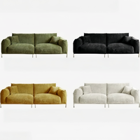 Canapé Bauhaus de style moderne du milieu du siècle pour un salon. Nouvelle conception 2026 pour les appartements de petite taille. Canapé en tissu tweed rétro français.