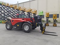 Chariot élévateur télescopique de 3,5 tonnes 13 m XT3514K avec plusieurs accessoires pour une utilisation polyvalente