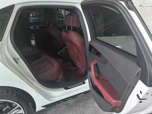 Audi A4 Berlina 4 Porte Personalizzabile con Supporto ODM e OEM, Auto Usata di Grado Industriale a Prezzo Conveniente, Quasi Nuova - Product Image 5