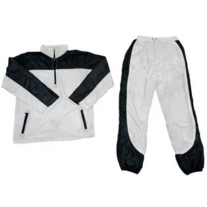 Conjunto Deportivo Personalizado de Dos Piezas para Hombre, Chaqueta Cortavientos Ligera con Media Cremallera y Pantalones Jogger, Ropa Deportiva al por Mayor - Product Image 1