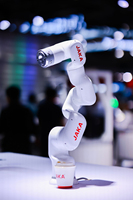 MOTON Barista robot 24h/24, machine à latte parfaite, machine à café entièrement automatique en acier inoxydable, capacité de 150 à 200 boissons