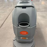Nettoyeur de sols industriels 520 Model Factory Direct Sales Ride-On, autonomie de 3,5 à 5 heures, pour entrepôts et sols en ciment