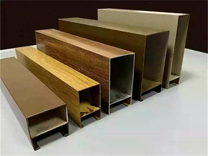 Panneau décoratif suspendu en aluminium imitation bois pour mur-rideau extérieur - Product Image 6