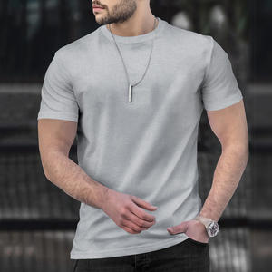 T-shirt confortable pour homme à col rond uni 100% coton Anti-froissement Respirant Tissu doux Design classique Parfait pour un usage décontracté - Product Image 4