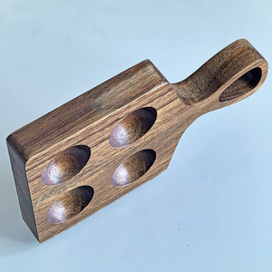 Tempat Telur Kayu Kecil Elegan untuk 4 Telur, Warna Coklat, Penyangga Telur Kayu untuk Penyimpanan Makanan di Dapur, Peralatan Telur untuk Penggunaan di Rumah - Product Image 5