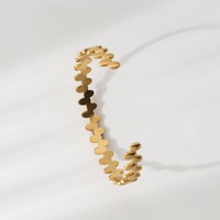 Bracelet manchette ouvert en or 18 carats, disque ovale lisse, empilable, bracelet minimaliste en métal texturé pour femme, bijou quotidien