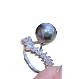 Anillo de Plata de Ley S925 con Perla Negra Natural de 10-11 mm, Redonda, Limpia y Moderna, Versátil para Uso Personal - Product Image 5