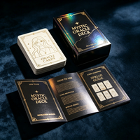 Jeu de cartes de tarot Oracle personnalisable KingCards avec emballage personnalisé, effet holographique et estampage à chaud, incluant un livret