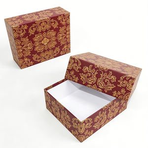 Scatole Regalo in Carta Rigida Personalizzate con Coperchio e Base Stampati per Abbigliamento e Gioielli - Product Image 6