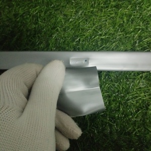 Nastro per <span class=keywords><strong>Irrigazione</strong></span> <span class=keywords><strong>a</strong></span> <span class=keywords><strong>Goccia</strong></span> Anti-Uccelli in PE Resistente ai Raggi UV, Argento 16mm, per Risparmio Idrico in Agricoltura, Frutteti e Orti - Product Image 3