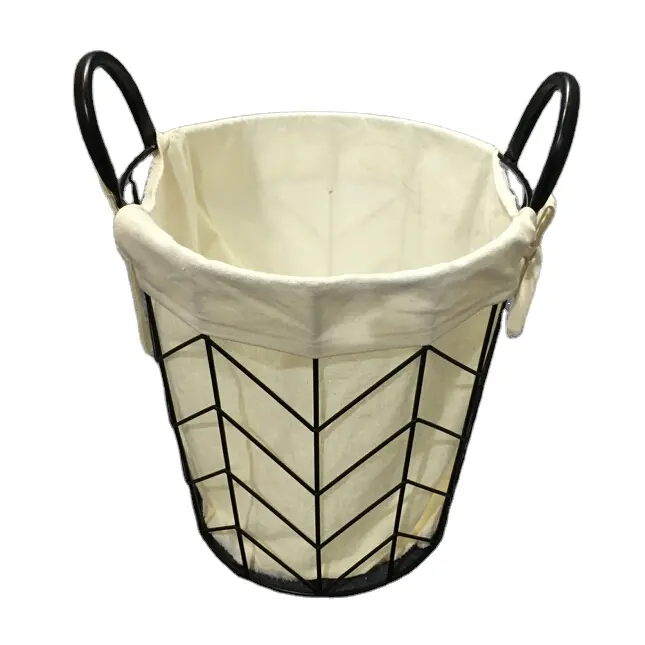 Decorativo manejado de alambre de metal de cestas de lavandería de servicio pesado de la cesta de alambre con ropa de cama