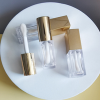 Yueshunxing Personnalisation en gros de contenants transparents en plastique PETG pour gloss à lèvres, emballage cosmétique carré et rond, tube de gloss à lèvres