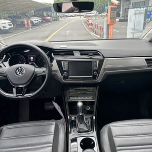 Volkswagen <span class=keywords><strong>Touran</strong></span> L 280TSI DSG 7 places, MPV familial essence, conduite à gauche, voitures d'<span class=keywords><strong>occasion</strong></span>, <span class=keywords><strong>vente</strong></span> en gros à prix réduit - Product Image 4