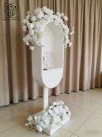 Cabine téléphonique en métal blanc moderne personnalisable, support de livre d'or audio-vidéo pour décorations de mariage