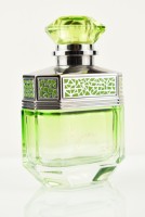 Vente en gros directe – Flacon de parfum de luxe tendance et sophistiqué de haute qualité – Modèle Byron en verre carré avec pompe