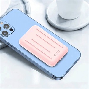 Magnetic 10000mah Fast Charging Portable Charger LED LI-Polymer Power Bank with Wireless Charging <b>Pad</b> - Product Image 2
