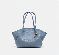 Sac fourre-tout souple en similicuir croco gaufré en forme d'aile, élégant avec anse supérieure à nœud et quincaillerie dorée, sac à bandoulière décontracté pour le quotidien, le bureau et le shopping