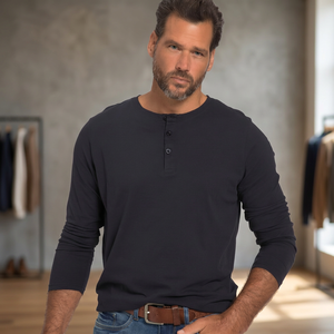 Pull en laine vintage bleu marine pour homme, à manches longues, décontracté, tricoté, avec logo personnalisé - Product Image 3